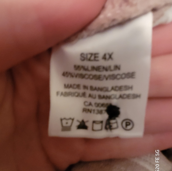 (4X) Beige Linen/Viscose capri pants - Picture 3 of 4